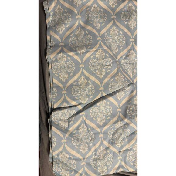 JUBILEE #2852 Light Blue White MEDALLION BY BUNNY HILL DESIGNS MODA 44 x 176" - Picture 1 of 1